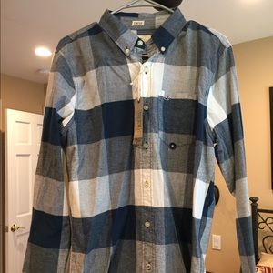 Hollister Flex Fit Button Down Shirt